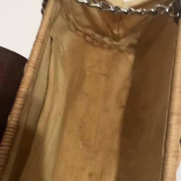 WICKER BAG CLAM SHELL LEATHER GOLD HARDWARE - Picture 4 of 6